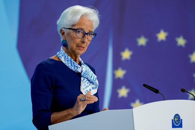 Bitcoin Corrects, ECB Chief Spreads FUD | Wall Street Expands Aggressively into Crypto 5