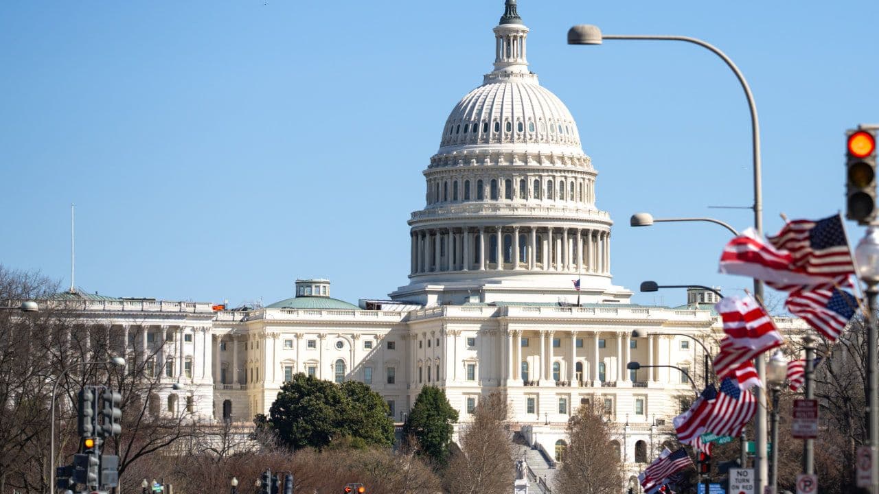 Congress Examines 8 Crypto Tax Proposals as $2T Market Faces Compliance Burden 1