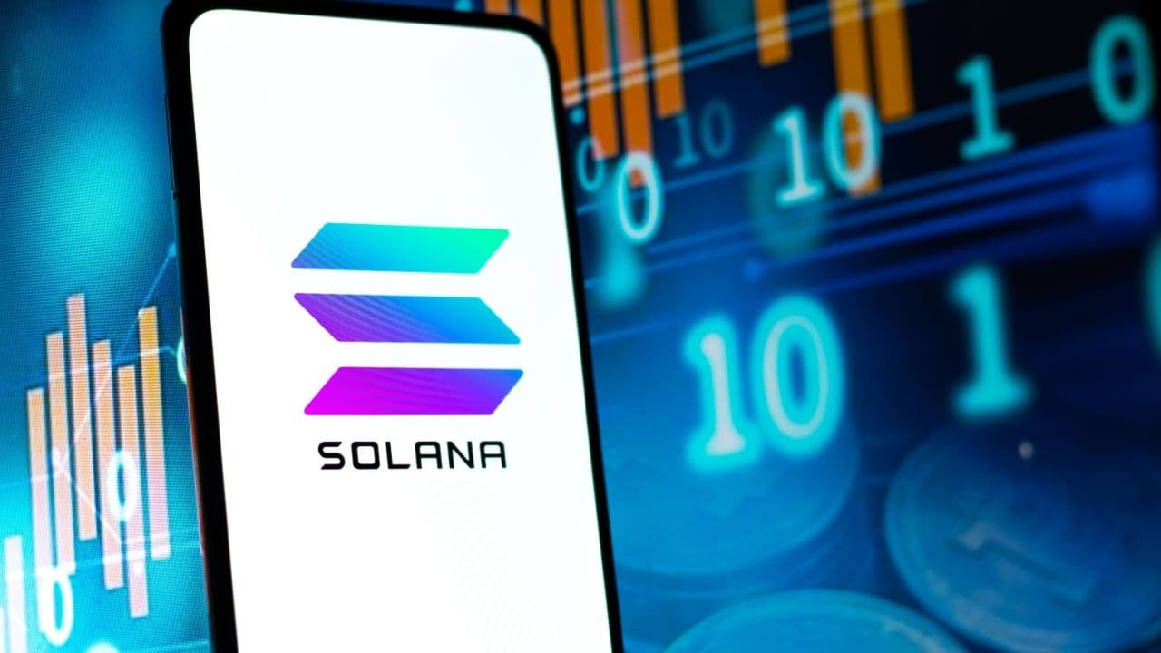 Solana App Revenue Plunges 44% in Q2 Despite Efficiency Gains 1