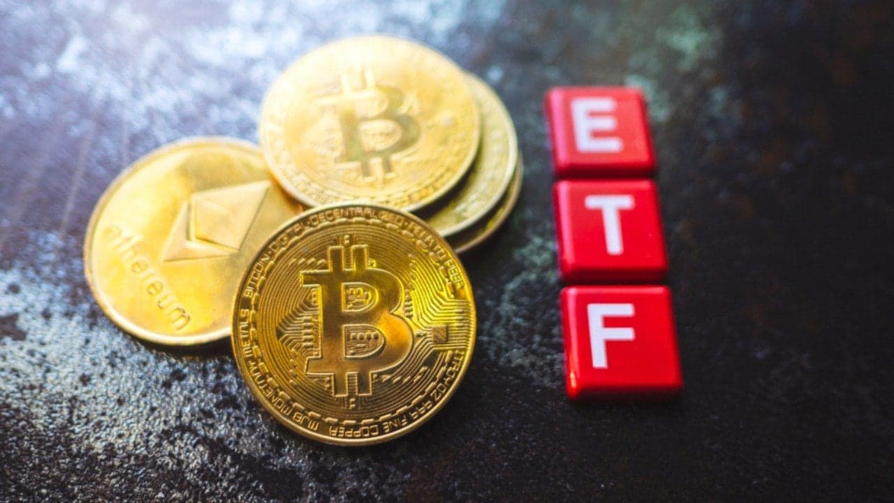 Bitcoin and Ether ETFs Lose $249 Million While HYPE Funds Extend Inflow Run 1