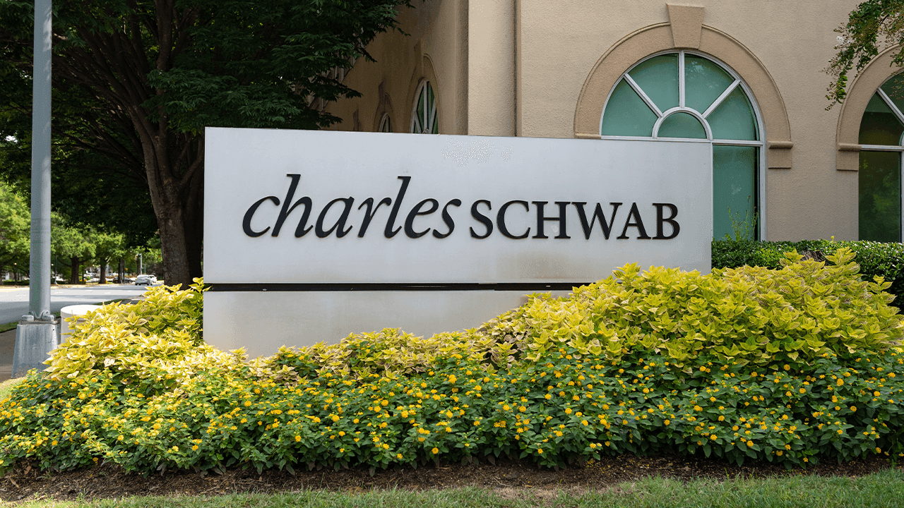 Report: Charles Schwab Targets Kalshi and Polymarket Territory With New Cboe Deal 1