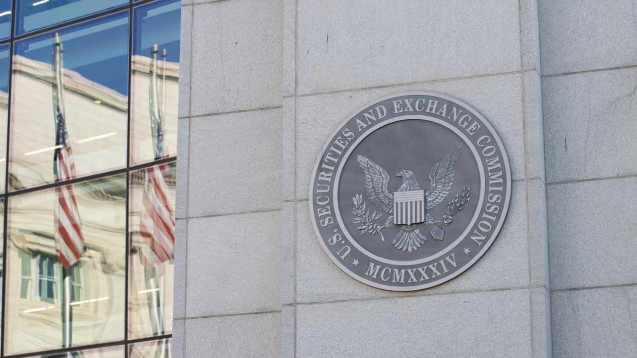 SEC Commissioner Challenges Blockchain Oversight Push That Could Shape Crypto Rules 1